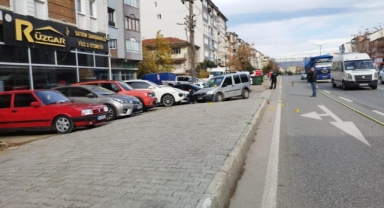 Oto galerisine kurşun yağmuru!