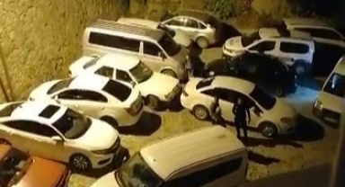 Sanatçı Eşref Kolçak'ın otomobili çalınmak istendi