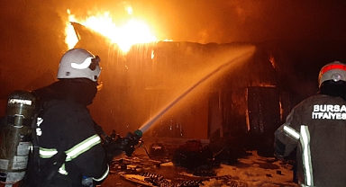 Soğuk hava deposunda büyük yangın