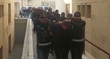 TIR'ları gasp edip şoförleri kaçırdılar!