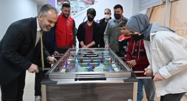 10 bin öğrenci, burslarına kavuştu