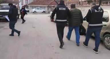 Bursa'da gaybubet evlerine baskın 9 gözaltı