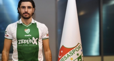 Bursaspor, Özer Hurmacı transferini resmen açıkladı