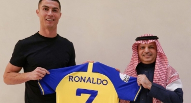 Cristiano Ronaldo resmen Al Nassr'da