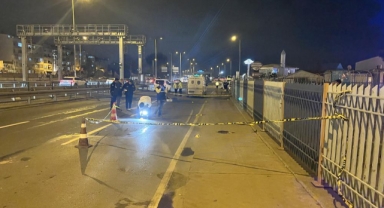 Fatih'te görev yerine giden polise 3 kişi saldırdı: 1 ölü