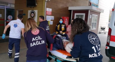 Halk otobüsüyle çarpışan motosikletin sürücüsü ağır yaralandı