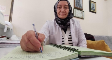 İlham'ını hastalarının hayatlarından alıyor