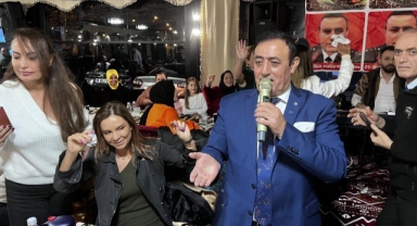 Mahmut Tuncer ile sıra gecesinde Bursalılar coştu