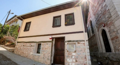 Nilüfer’in yazıevleri yeni konuklarına kapılarını açtı