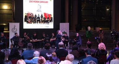 Osmangazi’de Zeki Müren anısına gece düzenlendi