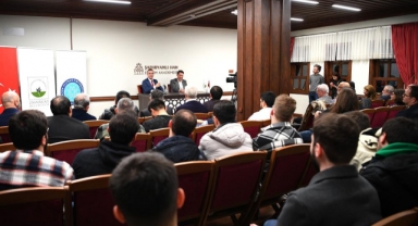 Şadırvanlı Han’da jeopolitik konferans