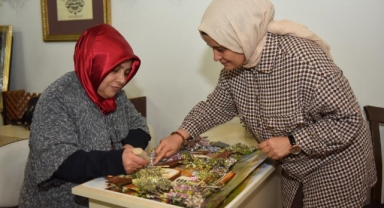 Yıldırım’da kağıt rölyefe yoğun ilgi