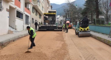 Yıldırım’da yol hamlesi devam ediyor