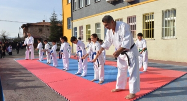 Yıldırım sporla büyüyor