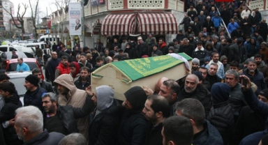 Gözyaşları arasında son yolculuklarına uğurlandılar