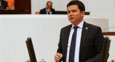 Erkan Aydın, yüzbinlerce staj mağdurunun sorunlarını meclis'e taşıdı