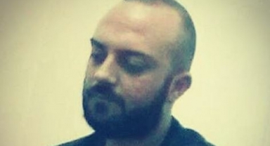 Eşini 6 yerinden bıçakladı, polisi arayıp teslim oldu