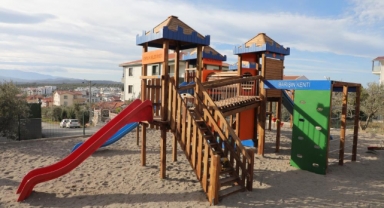 Gemlikli çocuklar yeni parklarına kavuştu