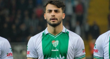 Kerem Kök: “Takımla birlikte olamayacağımın üzüntüsünü yaşıyorum”