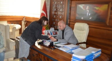 Orhangazi'nin Genç Vecihi Hürkuş'ları Başkan Aydın'ı ziyaret etti.