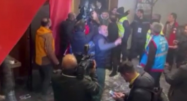 Sarıkamış ilçesinde otelin tavanı çöktü