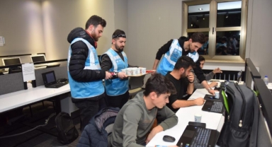 Yıldırım’da ders çalışmaya salep molası