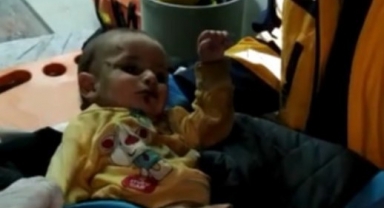 7 aylık Hamza bebek oldu