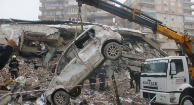 Adalet Bakanlığı'ndan ''enkaz kaldırma'' açıklaması