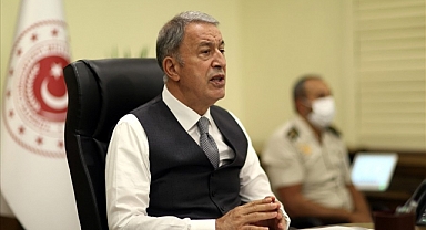 Bakan Akar: Maalesef 3 şehidimiz ve yaralılarımız var