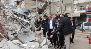 Başkan Türkyılmaz deprem bölgesinde