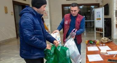 Bursa'da minik yüreklerin örnek dayanışması