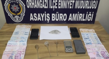 Bursa'da uyuşturucu operasyonu: 2 gözaltı