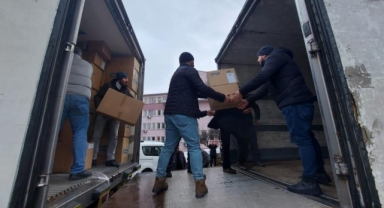 Bursa’dan deprem bölgesine tıbbi malzeme