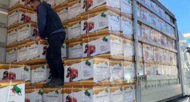 Bursalı inşaat şirketinden bir kamyon dolusu teknik malzeme