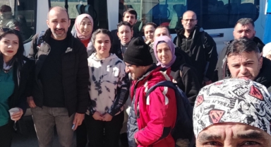Bursalı sağlık çalışanları deprem bölgesine ulaştı