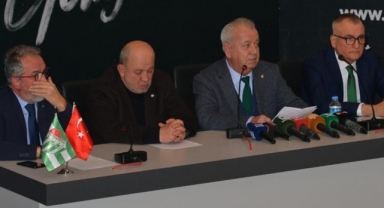 Bursaspor’un eski başkanlarına önemli çağrı