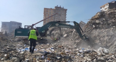 Deprem bölgesinden dönen ekipten çarpıcı fotoğraflar