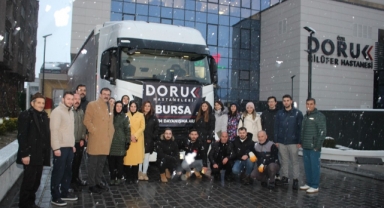 Doruk Hastanesi'nden deprem bölgesine 1 TIR sağlık malzemesi
