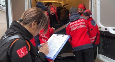İNDAK ekibi deprem bölgesine hareket etti