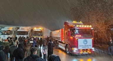 Kestel Belediyesi yardım TIR'ları yola çıktı