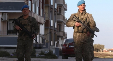 Komandolar Hatay sokaklarında