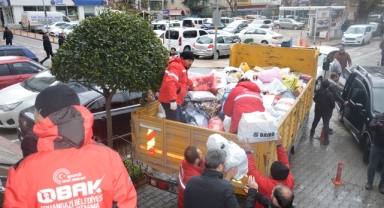 Orhangazili'ler yardım için Belediye'ye koştu