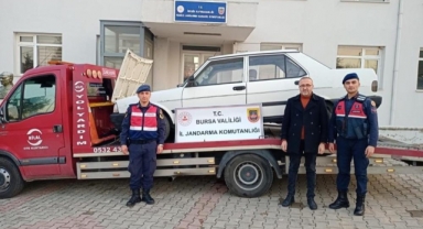 Otomobili çekiciye yükleyip çaldı