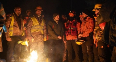 Yıldırım Belediyesi deprem bölgesinde var gücüyle çalışıyor