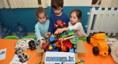 Yıldırımlı miniklerden depremzede kardeşlerine destek