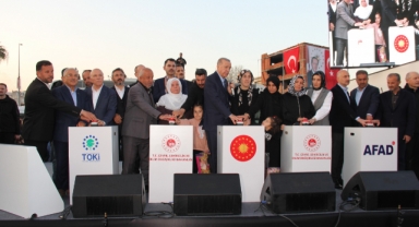  Adıyaman'da kalıcı konutların temeli atıldı