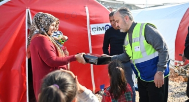 Afetin yükünü omuzlayan kadınlar unutulmadı