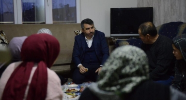 Başkan Yılmaz depremzedelerle iftar sofrasında buluştu