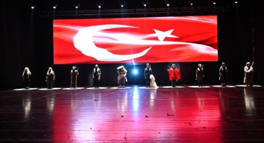 Bursa'da Tarihe damga vuran Türk kadınları anıldı