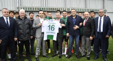 Bursaspor’dan Devlet Bahçeli’ye forma